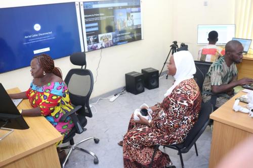 Students in VR Lab (3)